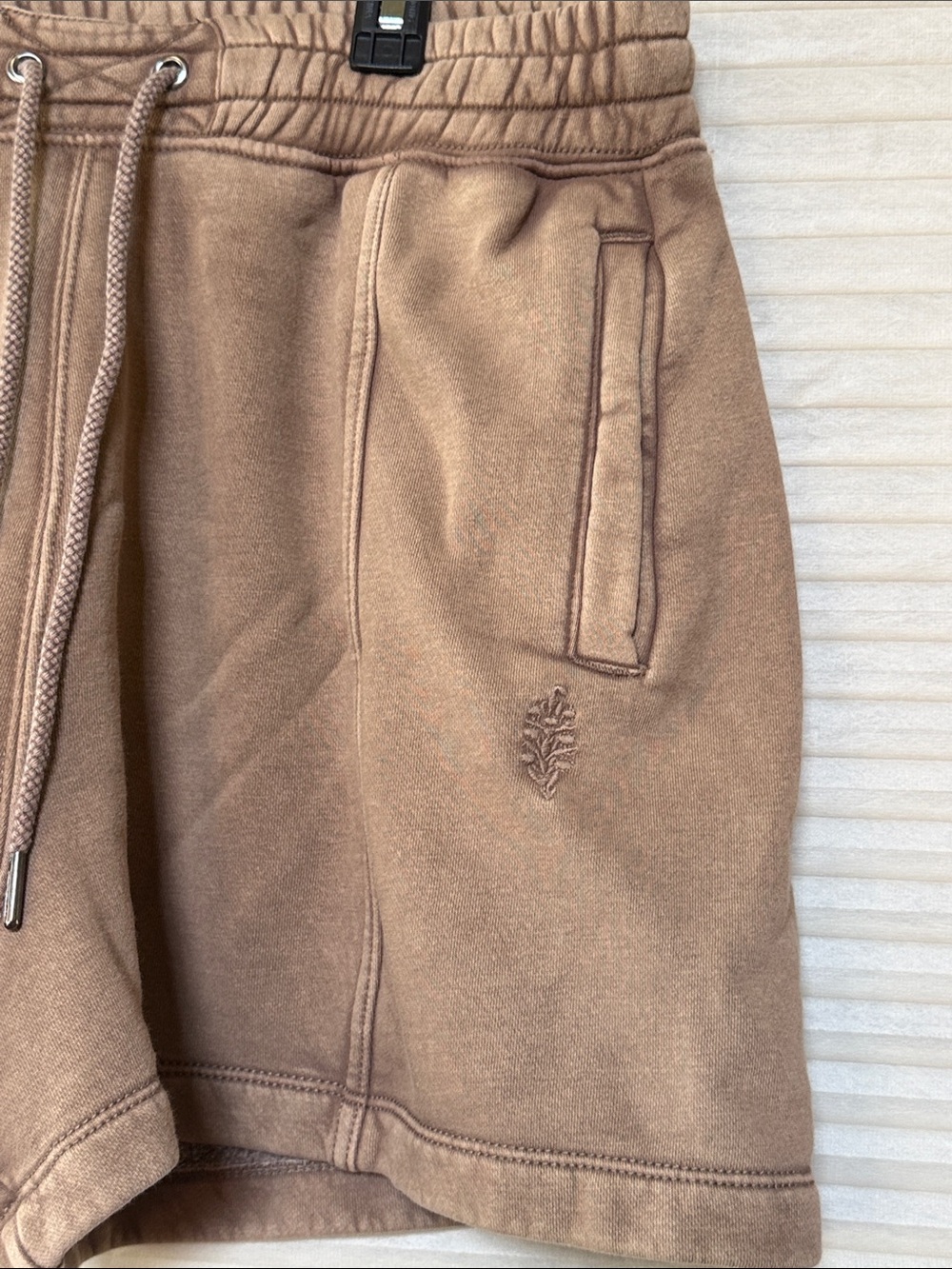 NWOT FP sprint to the finish shorts in hickory size medium - Picture 6 of 8